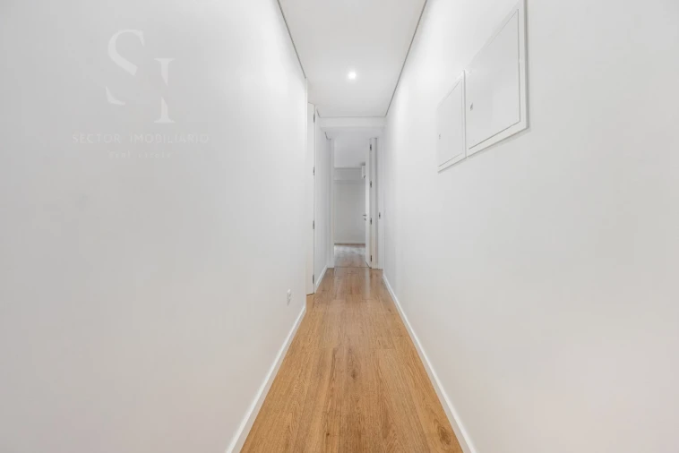 Apartamento T3 para Venda em Braga (Maximinos, Sé e Cividade) Foto 8