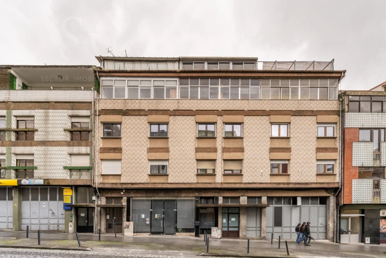 Apartamento T3 para Venda em Braga (Maximinos, Sé e Cividade) Foto 19