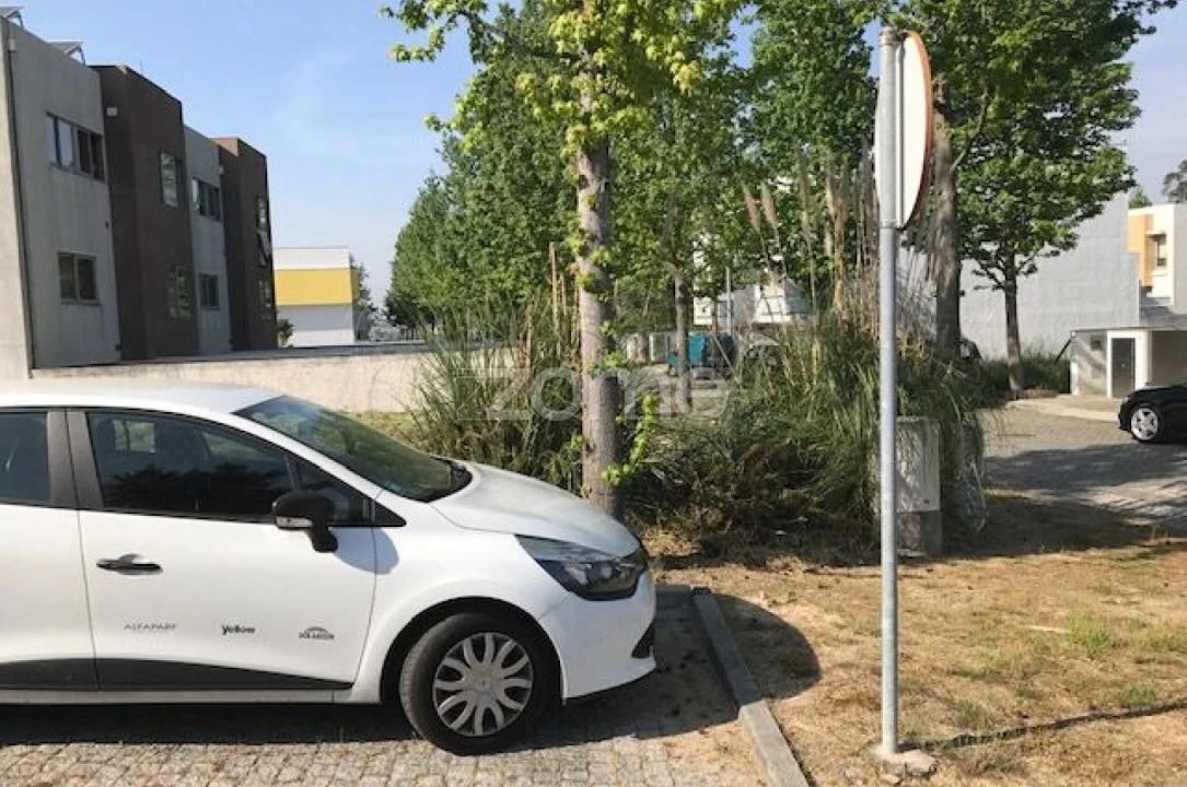 Terreno para Venda em Folgosa Foto 7