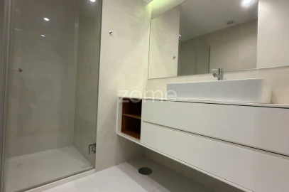 Apartamento T3 para Arrendamento em Nogueiró e Tenões