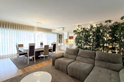 Apartamento T3 para Arrendamento em Nogueiró e Tenões