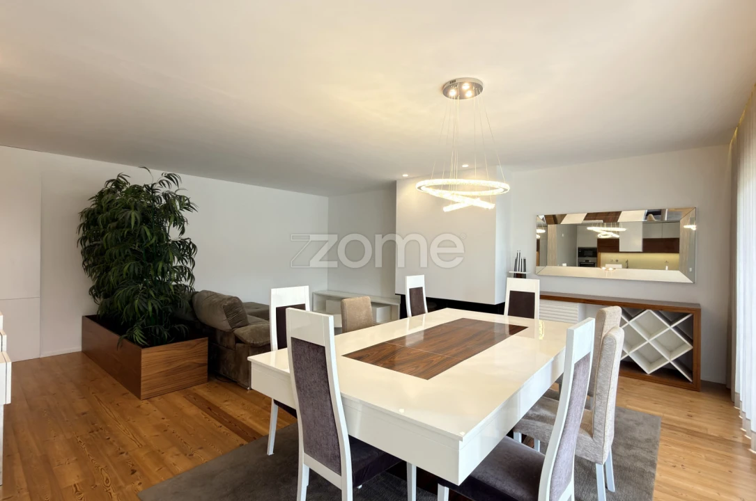 Apartamento T3 para Arrendamento em Nogueiró e Tenões Foto 7