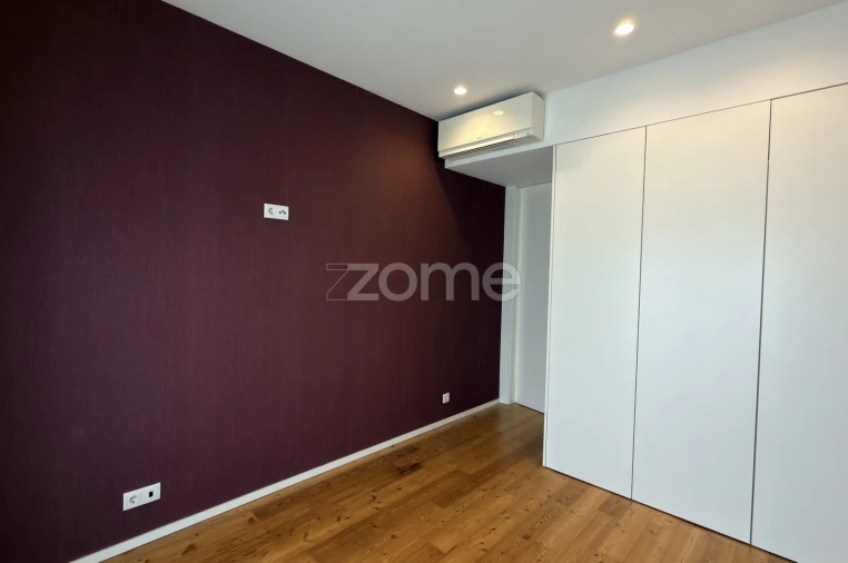 Apartamento T3 para Arrendamento em Nogueiró e Tenões Foto 16