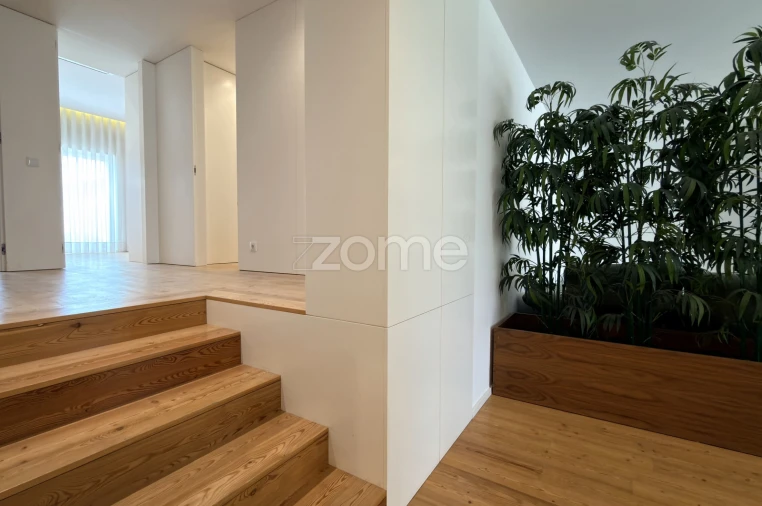 Apartamento T3 para Arrendamento em Nogueiró e Tenões Foto 2