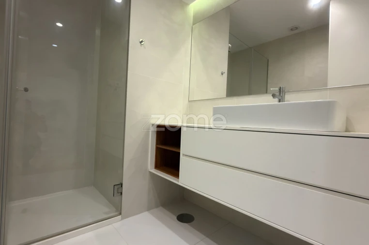 Apartamento T3 para Arrendamento em Nogueiró e Tenões Foto 14