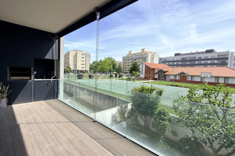 Apartamento T3 para Arrendamento em Nogueiró e Tenões Foto 8