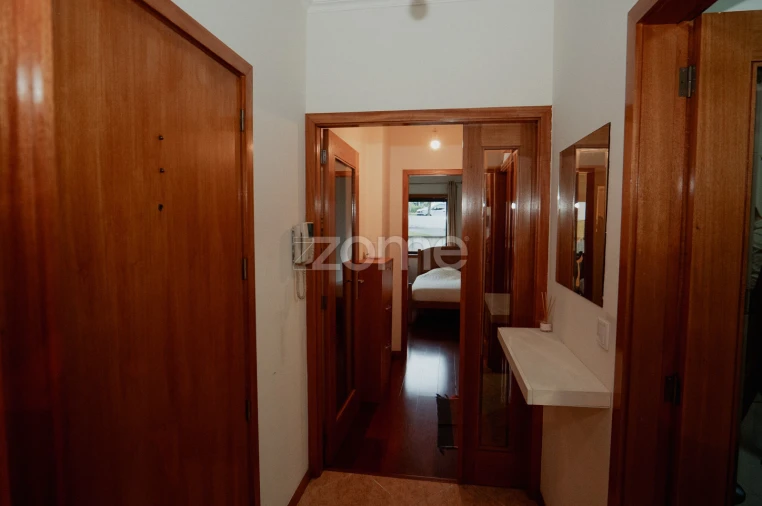 Apartamento T2 para Venda em Vila Nova de Famalicão e Calendário Foto 13