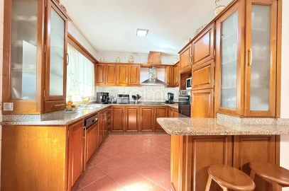 Moradia T3 para Venda em Mogege