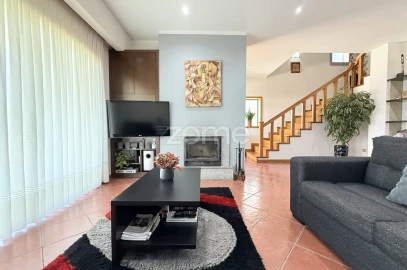 Moradia T3 para Venda em Mogege