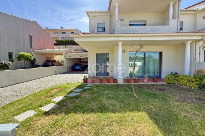 Moradia T3 para Venda em Mogege