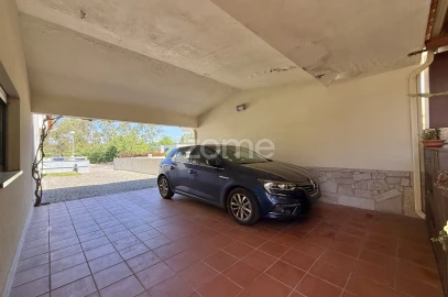 Moradia T3 para Venda em Mogege