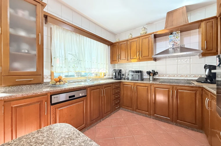 Moradia T3 para Venda em Mogege Foto 4