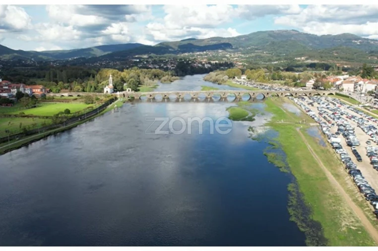 Terreno para Venda em Fornelos e Queijada Foto 14
