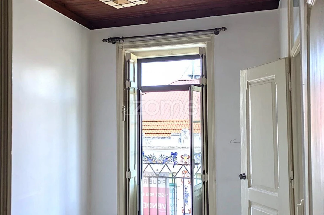 Prédio para Venda em Vila Franca de Xira Foto 10