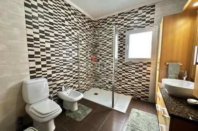 Moradia T4 para Venda em Ribeira Seca