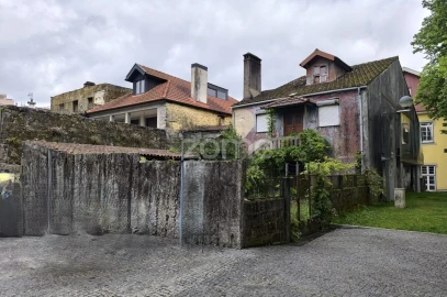 Prédio para Venda em Arcos de Valdevez (São Paio) e Giela