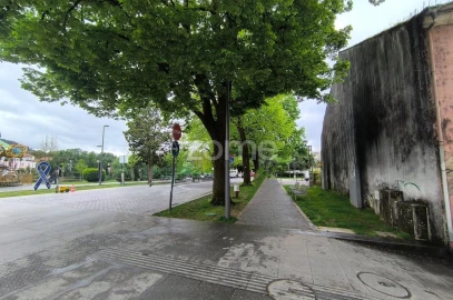 Prédio para Venda em Arcos de Valdevez (São Paio) e Giela