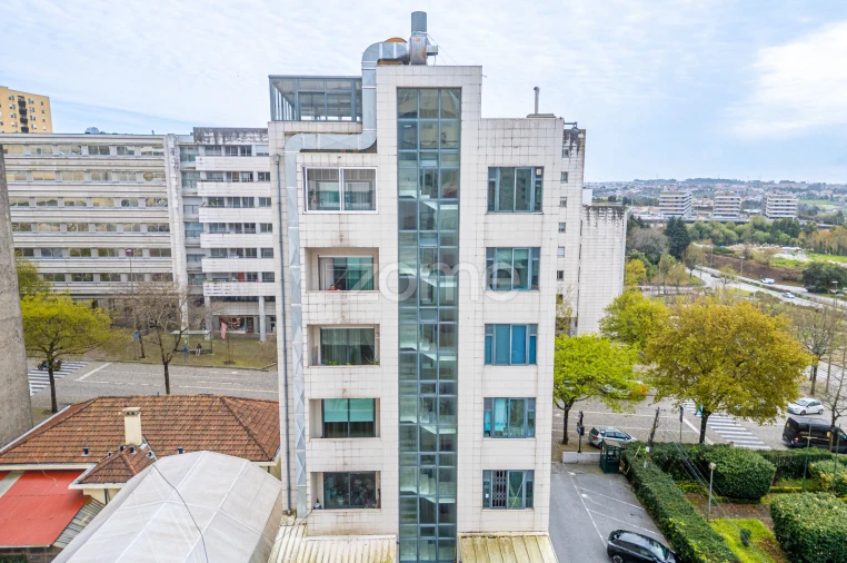 Apartamento T3 para Venda em Cidade da Maia Foto 2
