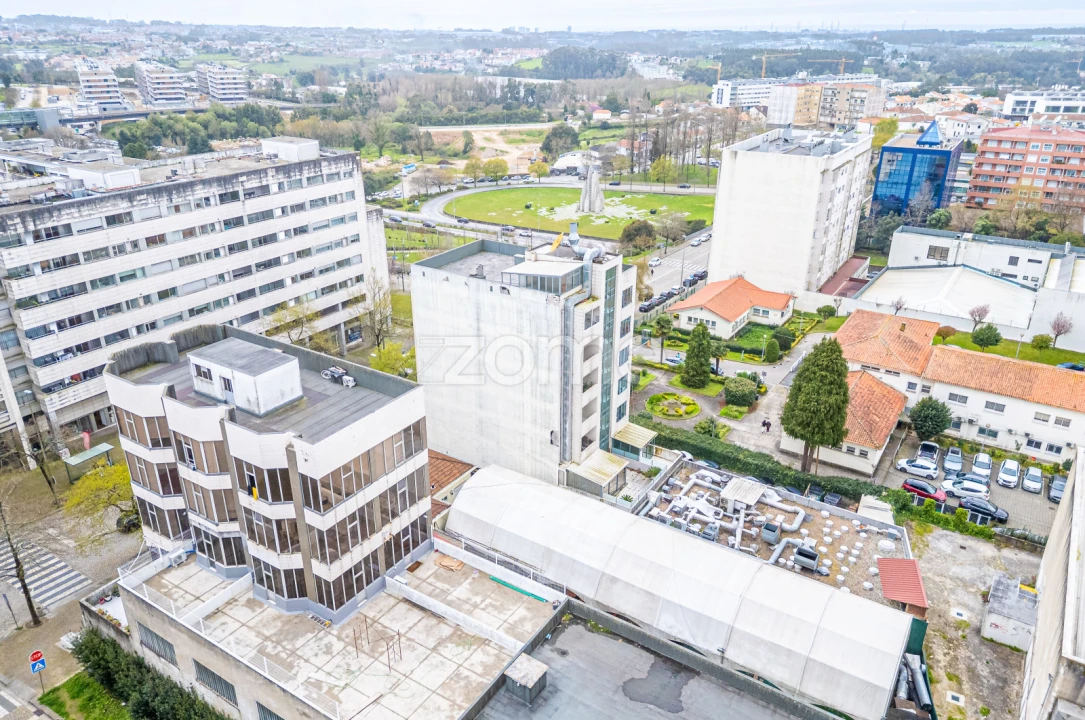 Apartamento T3 para Venda em Cidade da Maia Foto 25