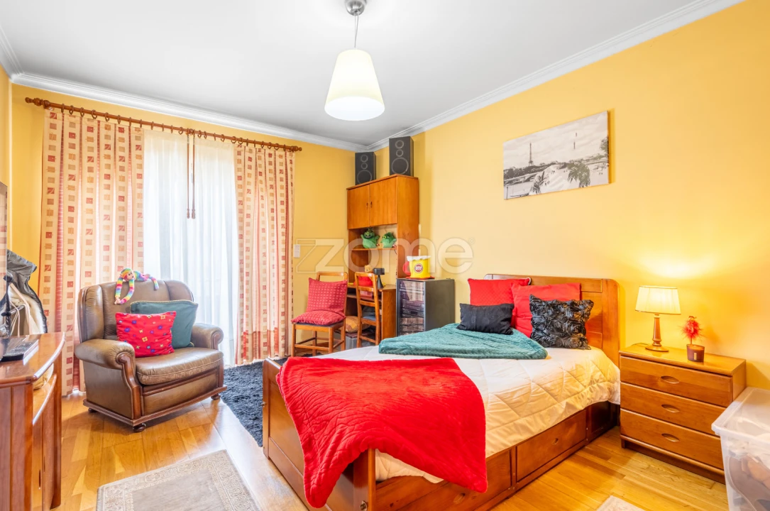 Apartamento T3 para Venda em Cidade da Maia Foto 11