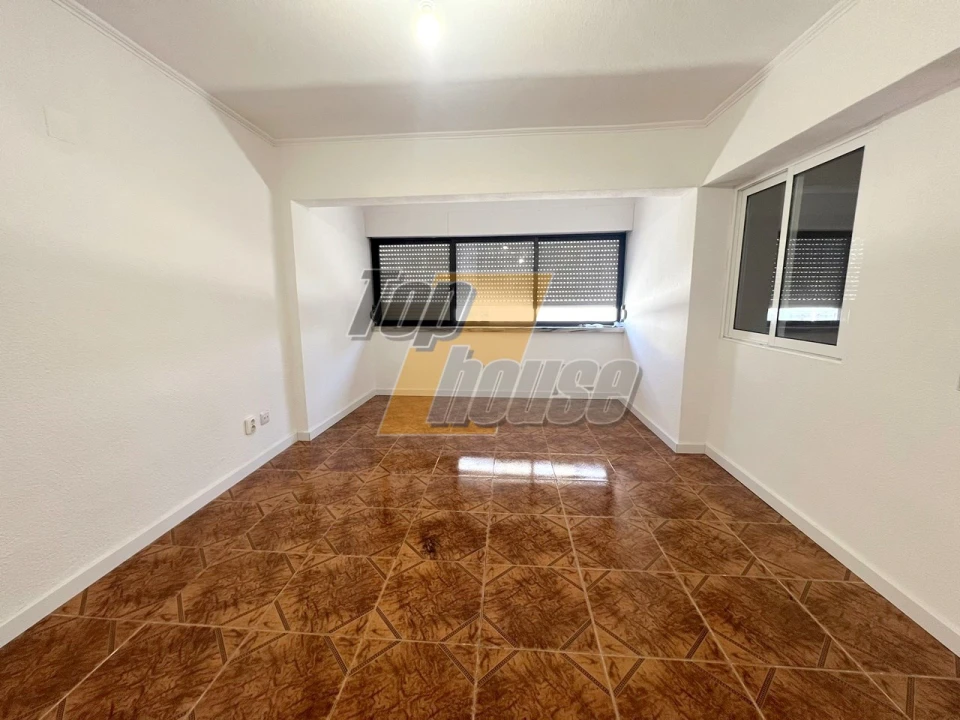 Apartamento T3 para Venda em Costa da Caparica Foto 11