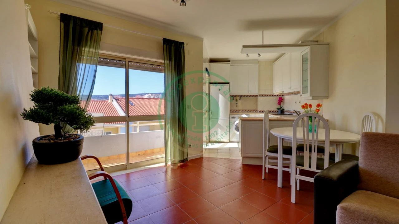 Apartamento T2 para Venda em Buarcos Foto 2