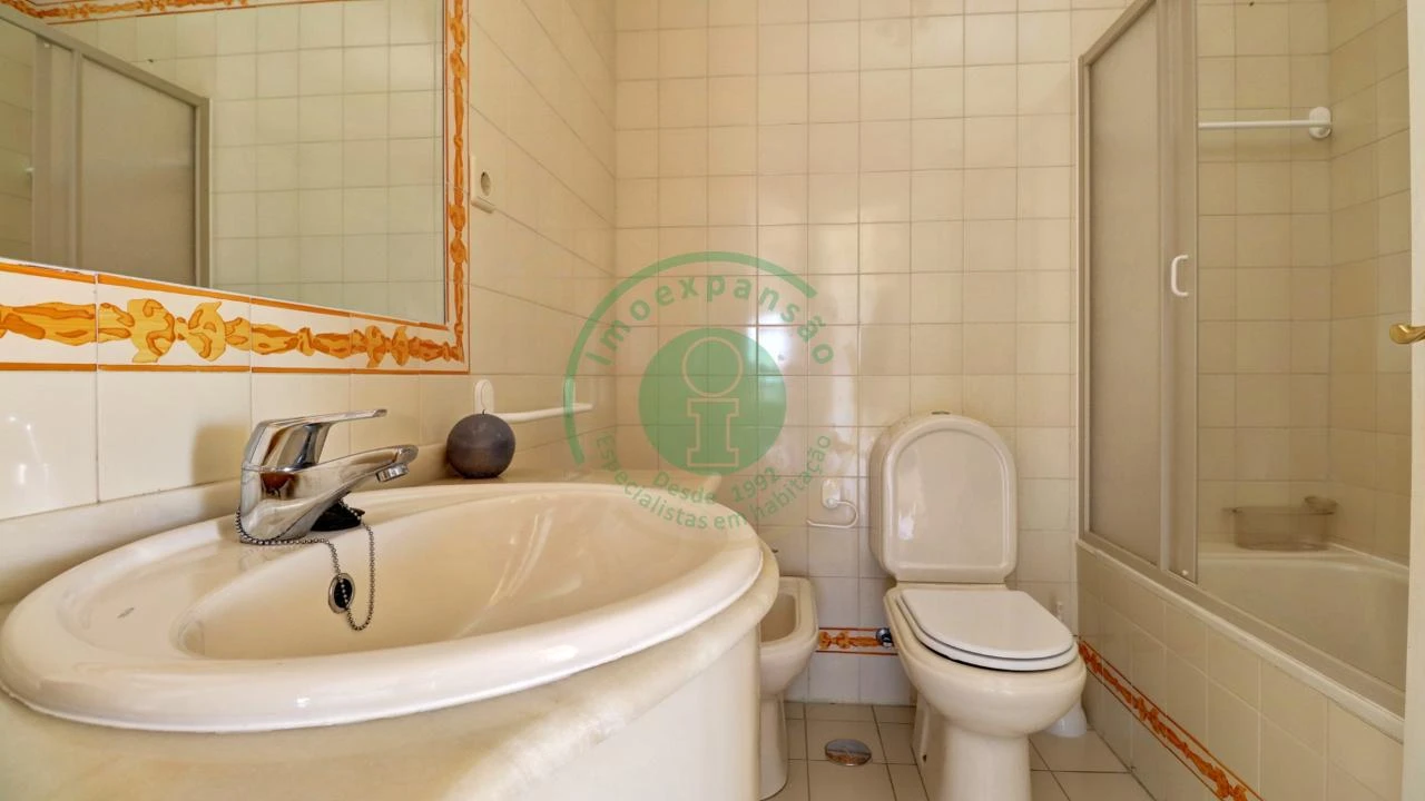 Apartamento T2 para Venda em Buarcos Foto 19