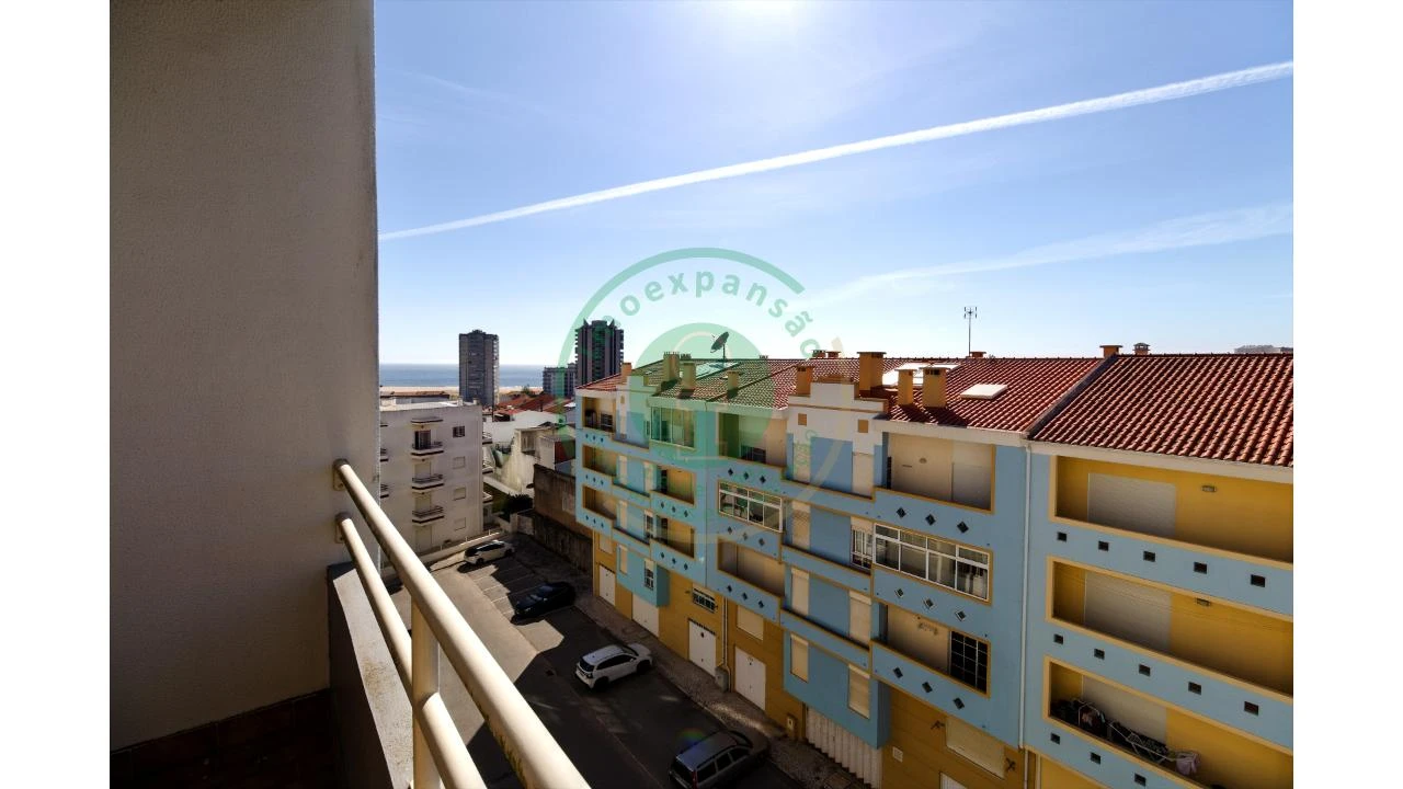 Apartamento T2 para Venda em Buarcos Foto 14