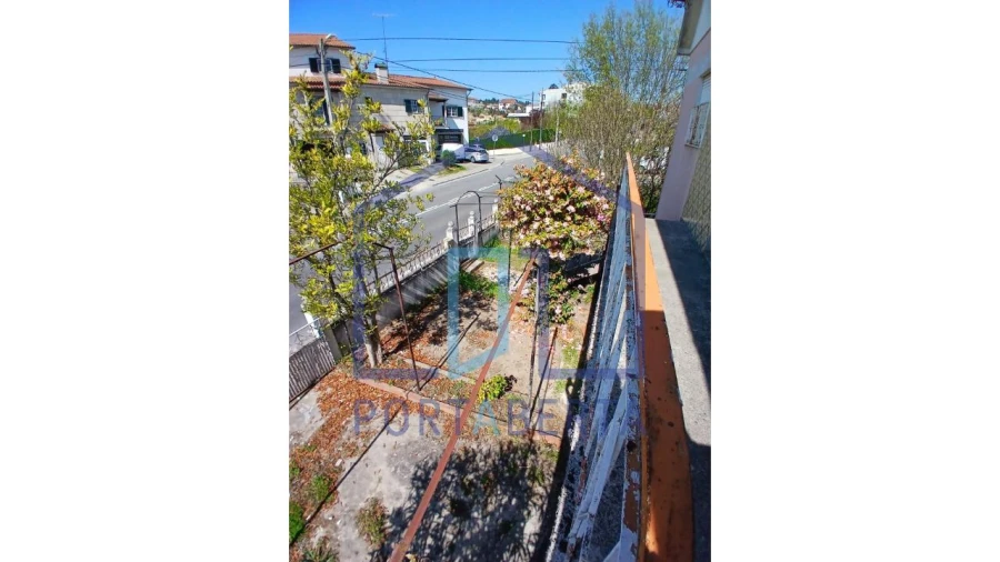 Moradia T3 para Venda em Santa Maria Maior Foto 3