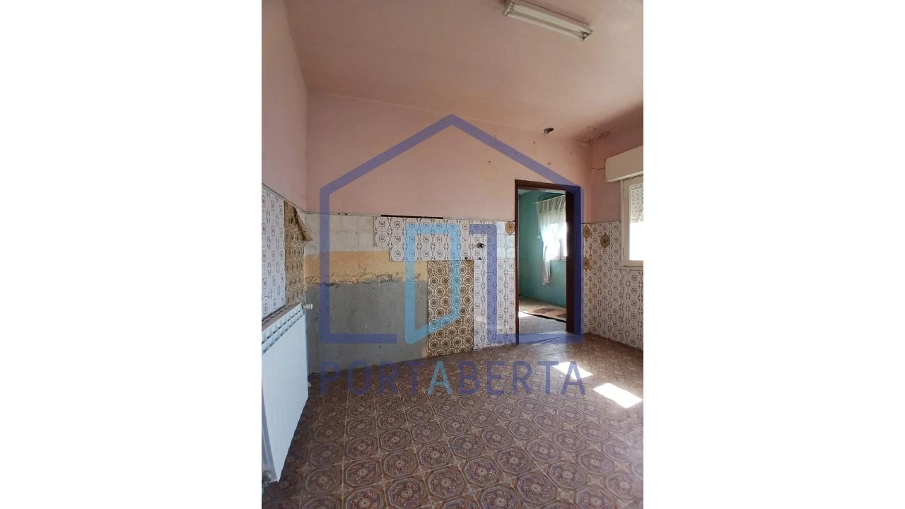 Moradia T3 para Venda em Santa Maria Maior Foto 5