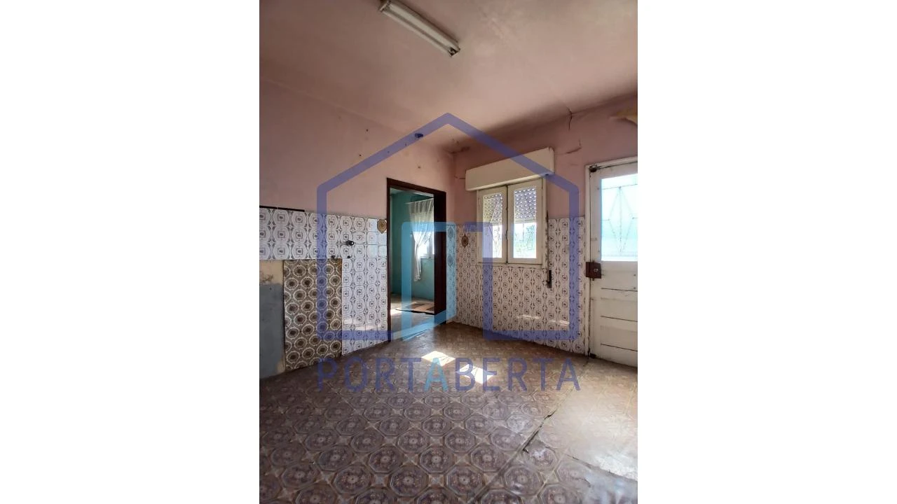 Moradia T3 para Venda em Santa Maria Maior Foto 8