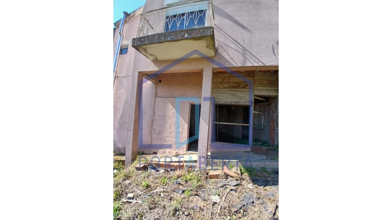 Moradia T3 para Venda em Santa Maria Maior Foto 19