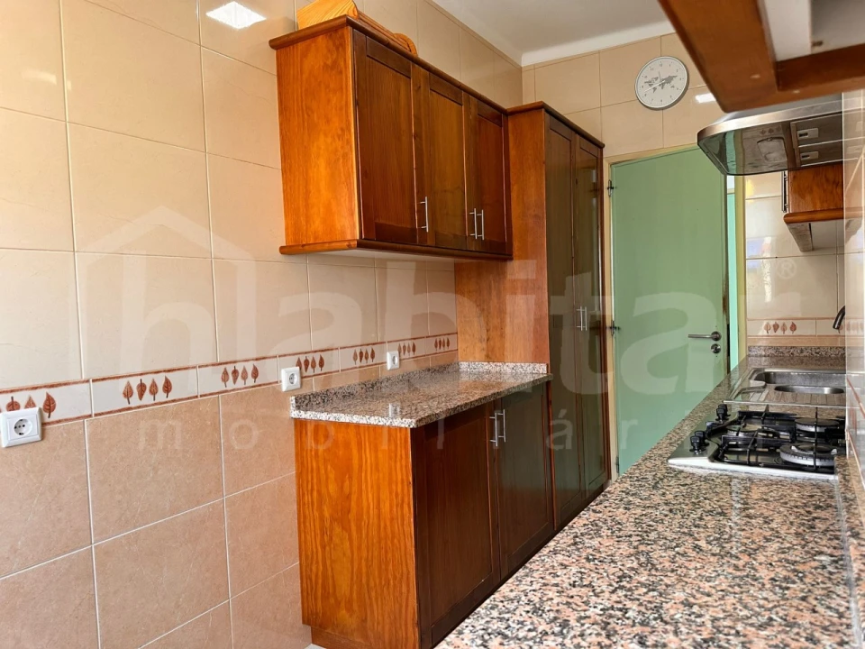 Apartamento T2 para Arrendamento em Benavente Foto 5