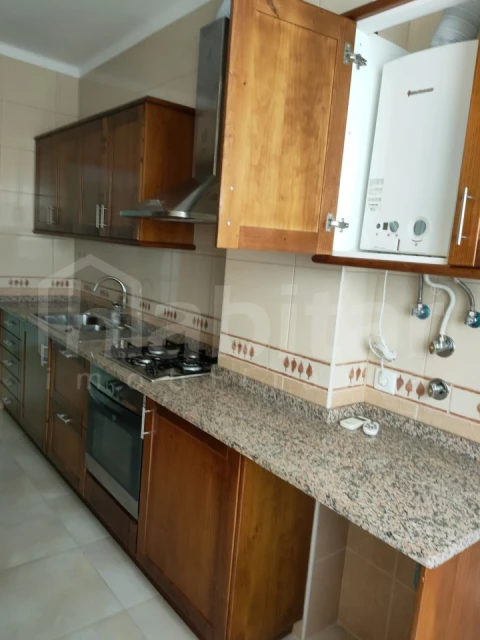 Apartamento T2 para Arrendamento em Benavente