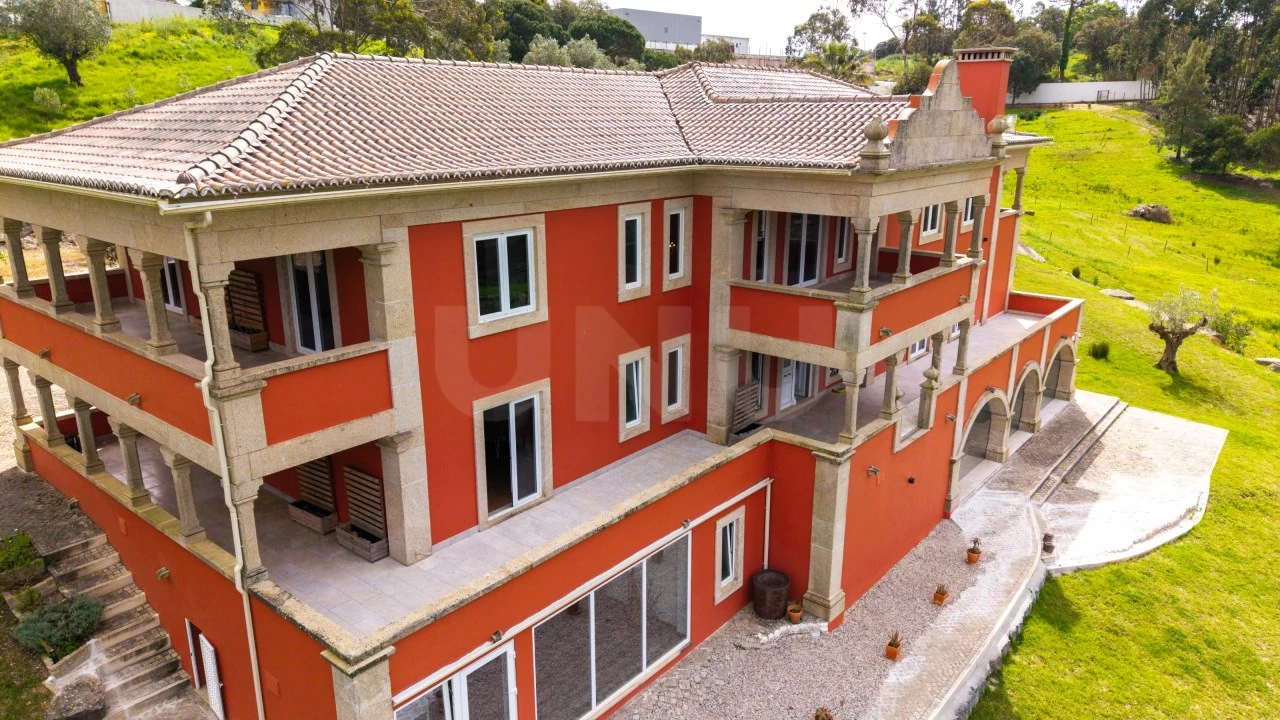 Moradia T5 para Venda em Cadaval e Pêro Moniz Foto 9