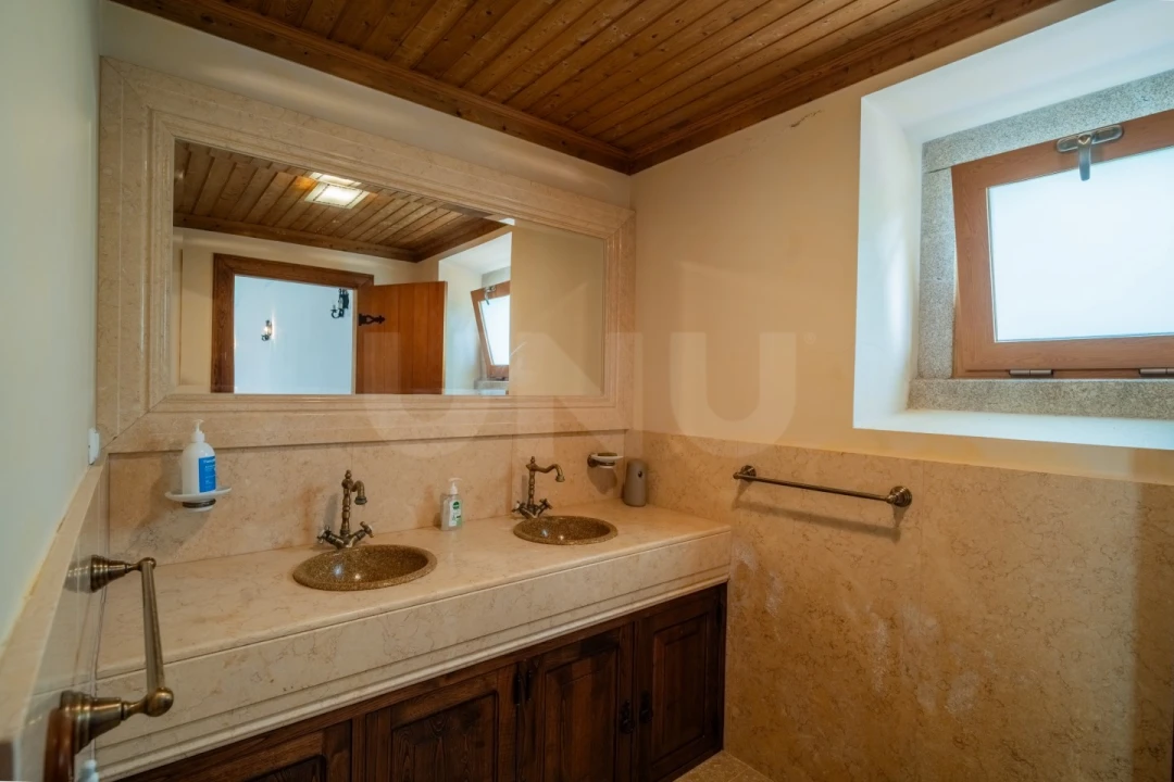 Moradia T5 para Venda em Cadaval e Pêro Moniz Foto 97