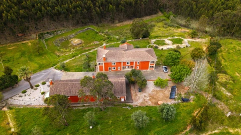 Moradia T5 para Venda em Cadaval e Pêro Moniz