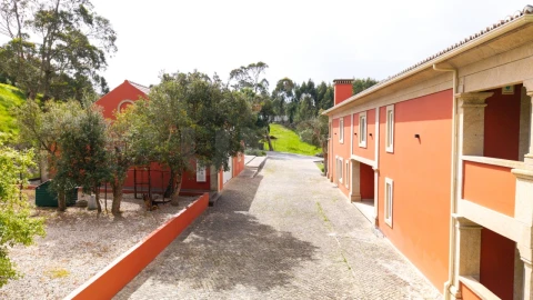 Moradia T5 para Venda em Cadaval e Pêro Moniz