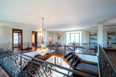 Moradia T5 para Venda em Cadaval e Pêro Moniz