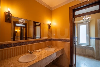 Moradia T5 para Venda em Cadaval e Pêro Moniz