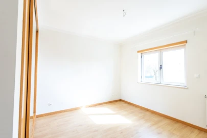 Apartamento T3 para Venda em Nossa Senhora do Pópulo, Coto e São Gregório