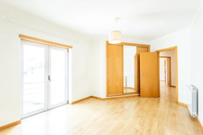 Apartamento T3 para Venda em Nossa Senhora do Pópulo, Coto e São Gregório