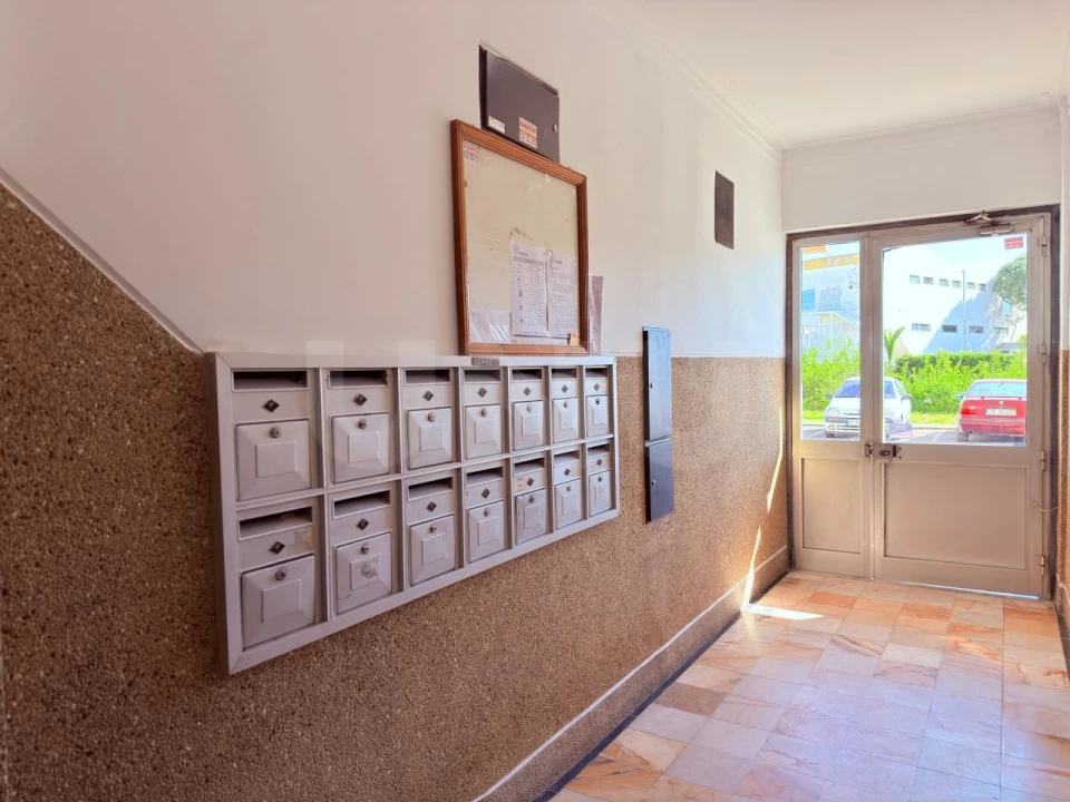 Apartamento T2 para Venda em Arruda dos Vinhos Foto 23