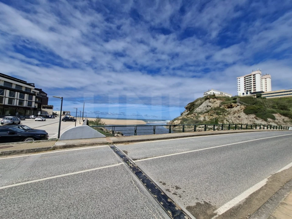 Moradia T4 para Venda em A dos Cunhados e Maceira Foto 12