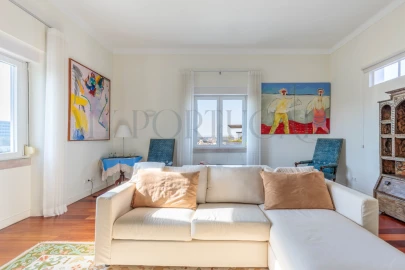 Apartamento T2 para Arrendamento em Avenidas Novas