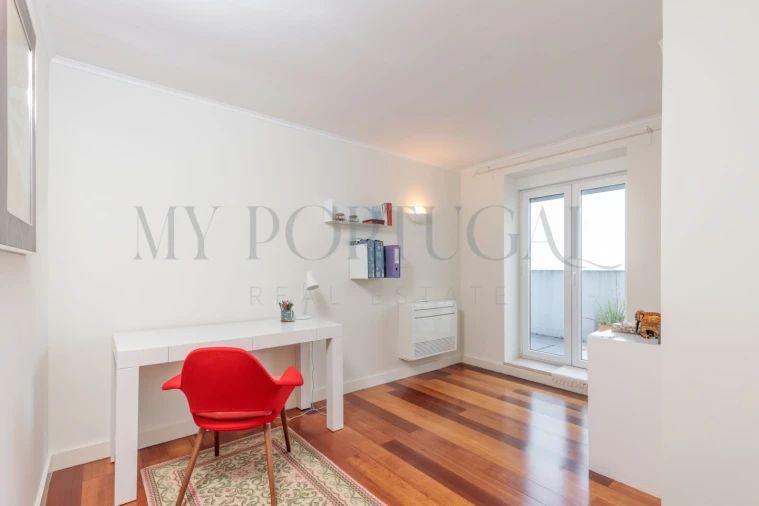 Apartamento T2 para Arrendamento em Avenidas Novas Foto 10