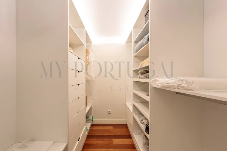 Apartamento T2 para Arrendamento em Avenidas Novas Foto 19