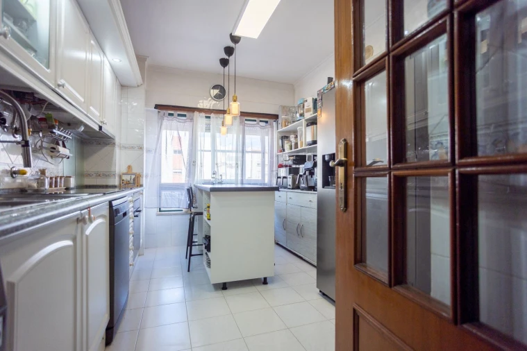 Apartamento T2 para Venda em Carregado e Cadafais Foto 15