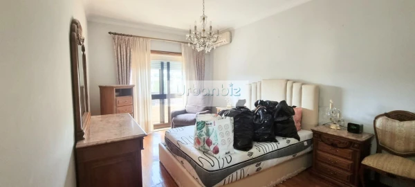 Apartamento T4 para Venda em Rio Tinto