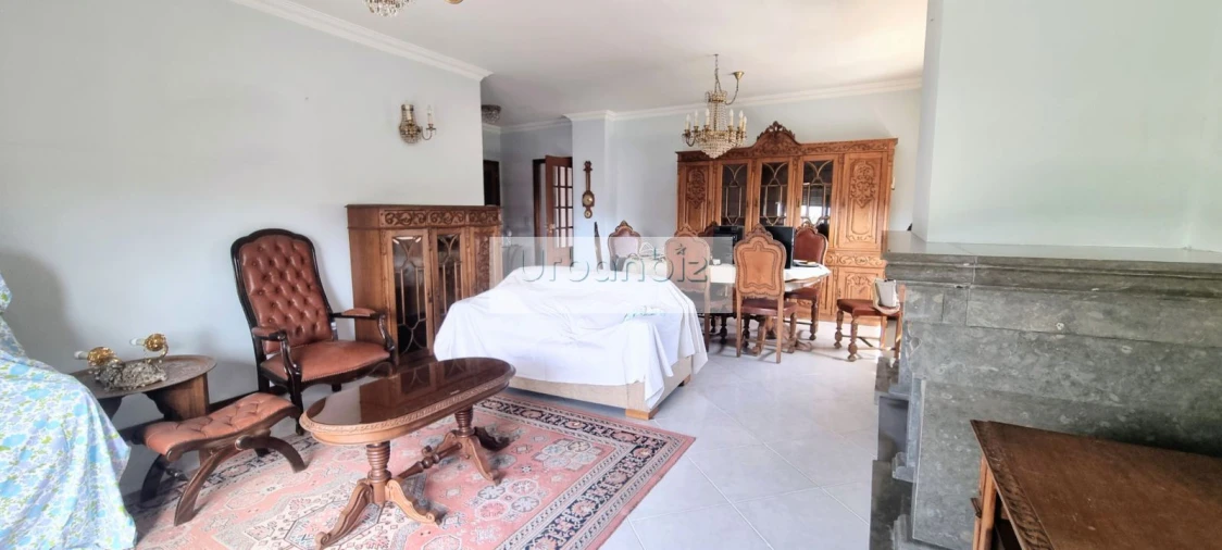 Apartamento T4 para Venda em Rio Tinto Foto 5